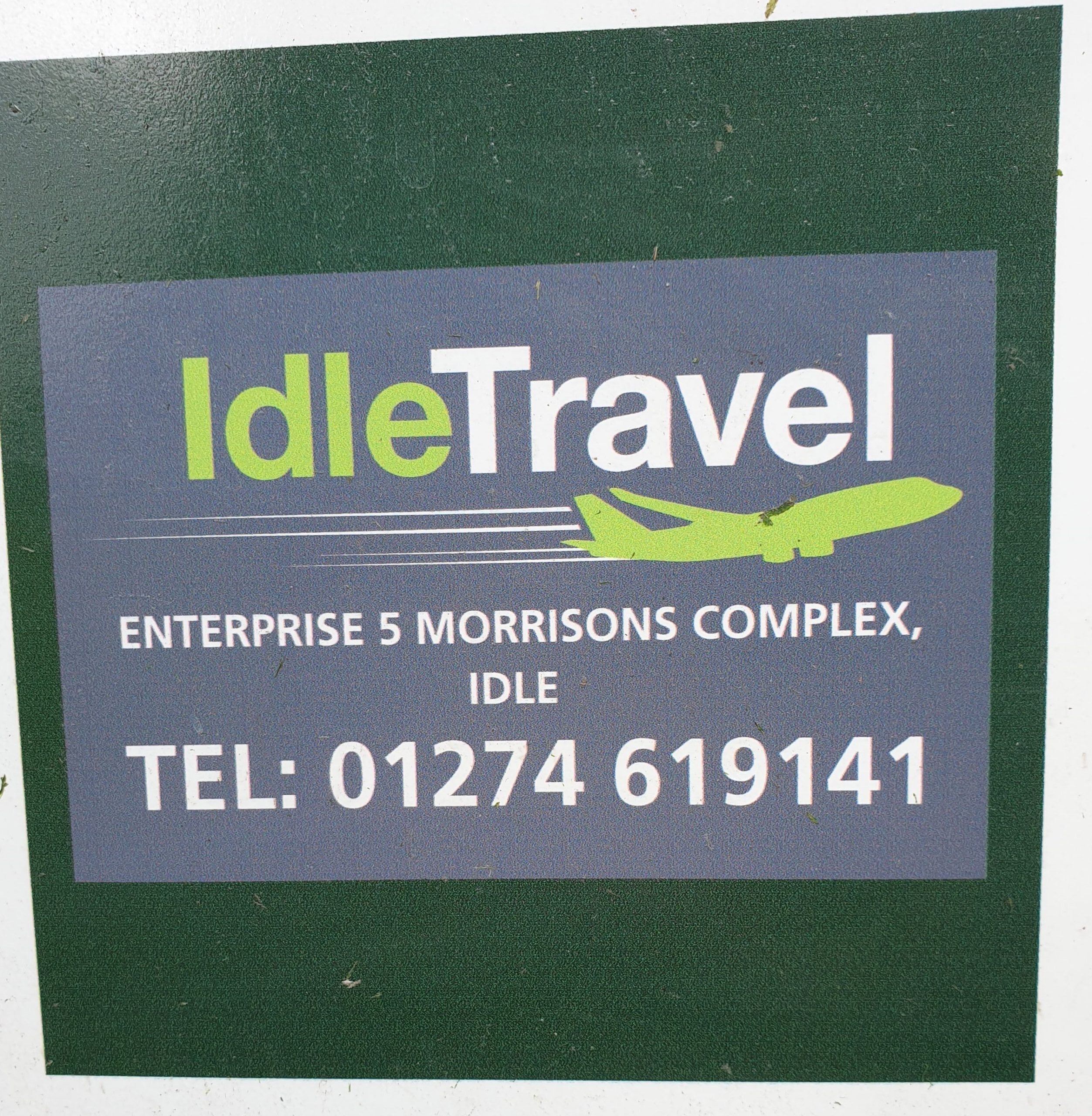 Idle Travel Logo
